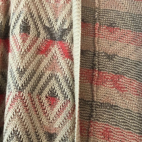 Mudd Sweater - Picture 2 of 4